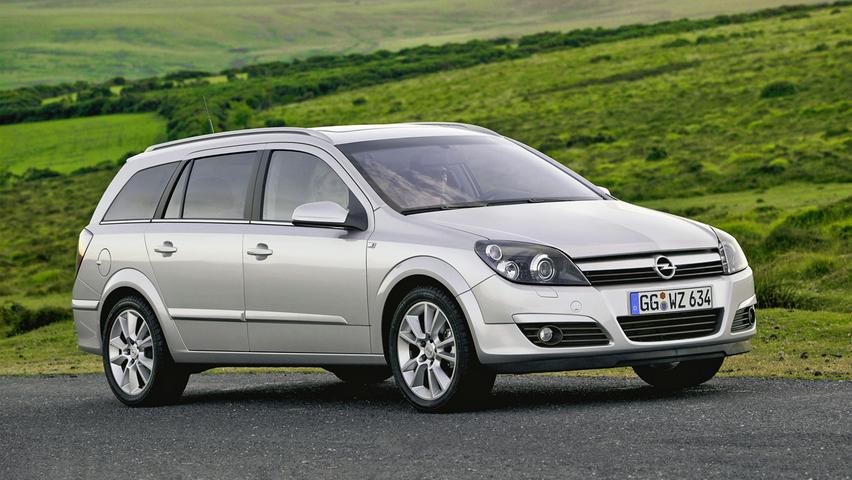 Opel Astra H Caravan (2004 - 2010): An technischen Innovationen spendierte Opel beispielsweise ein Fahrwerkssystem mit elektronischer Dämpferregelung und ein Kurvenlicht.