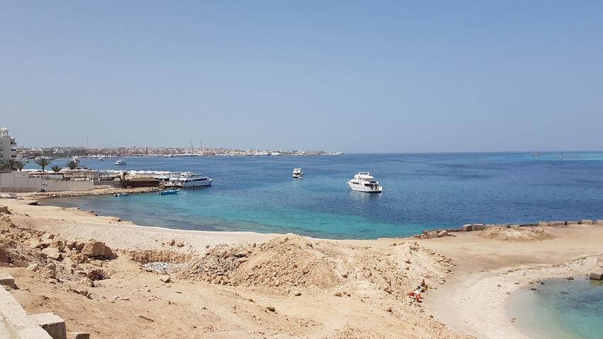 Nach den tödlichen Hai-Angriffen nahe Hurghada sind die Badestrände menschenleer.
