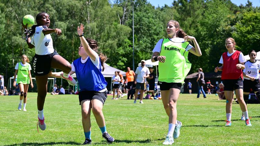 Handball auf Rasen: In Puschendorf hat das Tradition