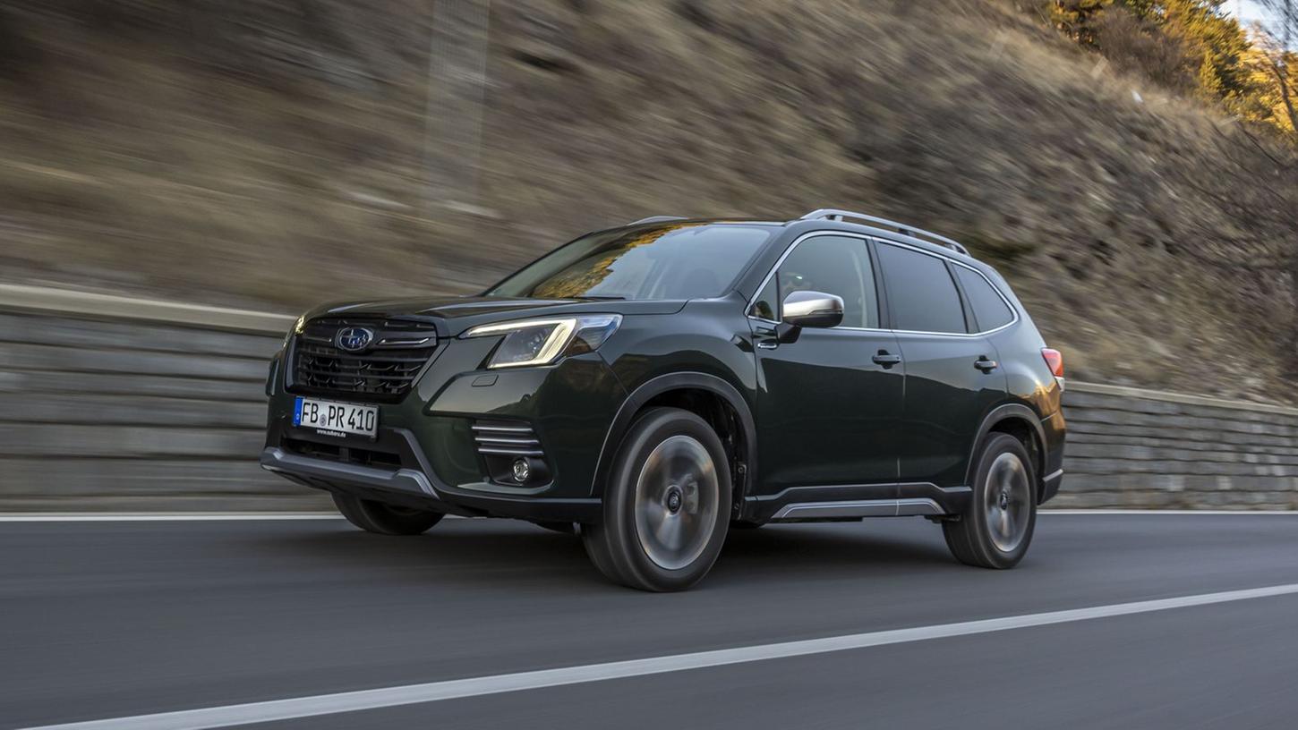 Früher war der Diesel die Standard-Motorisierung für Fahrzeuge wie den Forester. Jetzt muss es zumindest ein Mildhybridsystem sein. Früher war der Diesel die Standard-Motorisierung für Fahrzeuge wie den Forester. Jetzt muss es zumindest ein Mildhybridsystem sein.