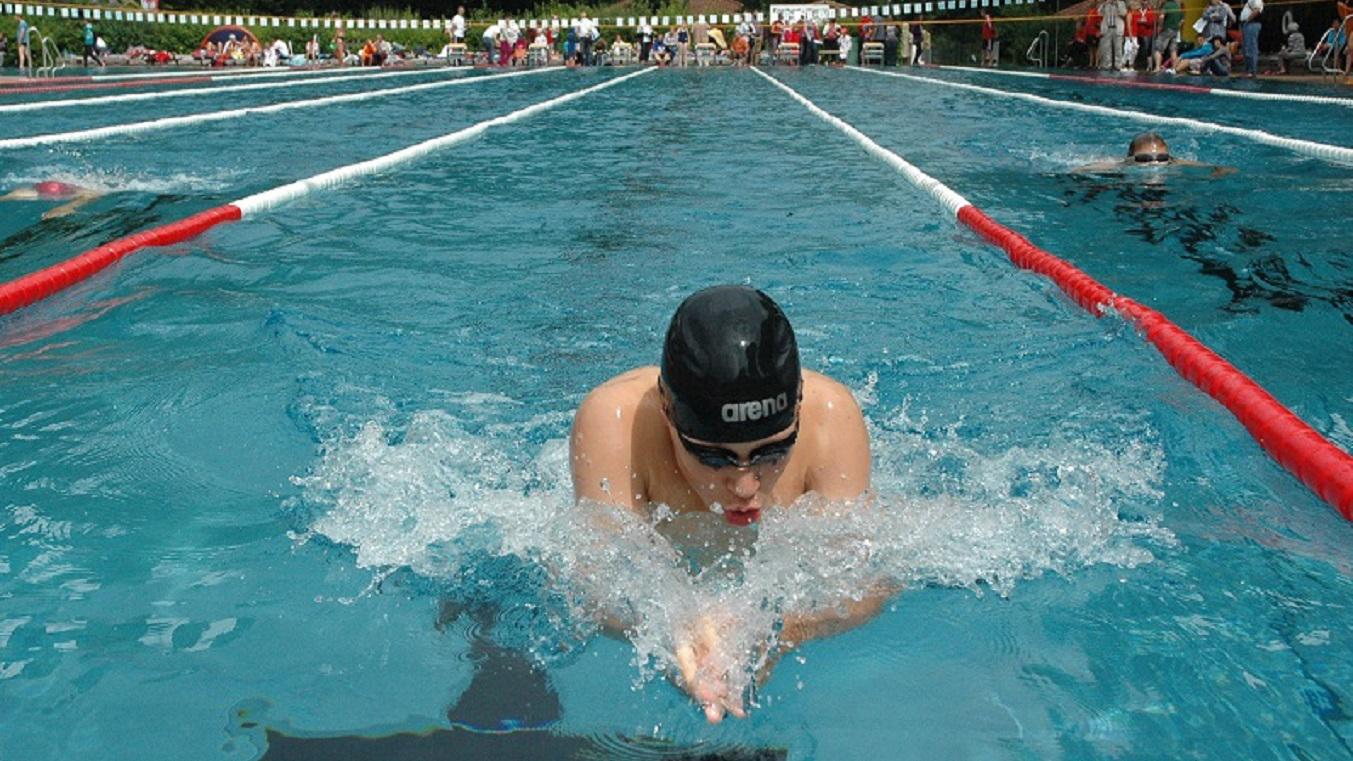 Gesucht: Laufs schnellste Schwimmer