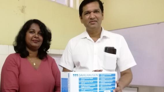 Beatmungsschläuche für Säuglinge fehlen: Treuchtlingerin aus Sri Lanka sucht Medizinprodukte