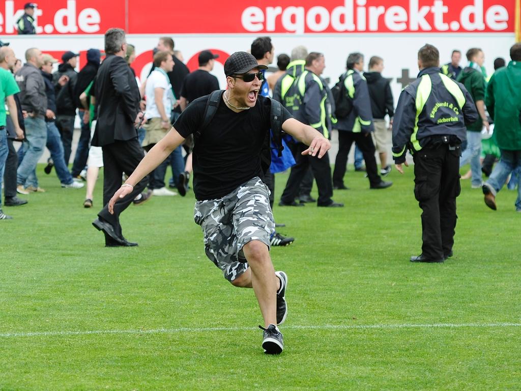 Kicker Die Greuther Weiber