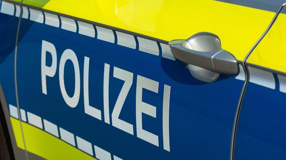 20-Jähriger fährt in der Oberpfalz in Menschengruppe - Ermittlungen laufen