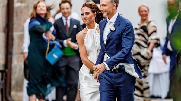 Hochzeit von Finanzminister Lindner auf Sylt - Kirche