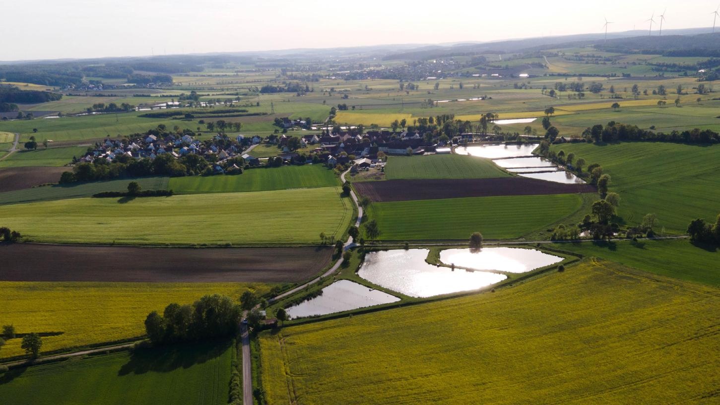 Im Ebrachgrund besteht stets die Gefahr von Hochwasser. Die Gemeinde Wachenroth arbeitet nun an Strategien gegen das Problem.
