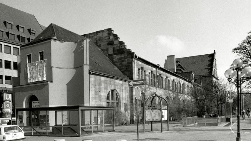 Das alternative Kulturzentrum Komm in der Königstraße: Hier fanden am 5. März 1981 Verhaftungen von 141 Jugendlichen statt. Das rigorose Vorgehen der Polizei rief bundesweit Protest hervor. 