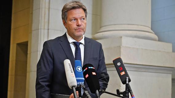 Positiver Coronatest: Wirtschaftsminister Habeck in Isolation