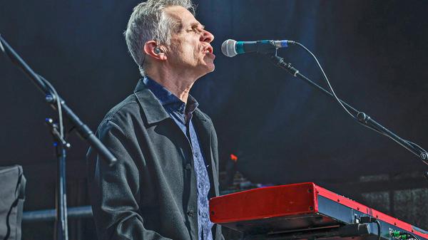 Leadsänger und Keyboarder Robert Hyman ist eine tragende Säule der Hooters.