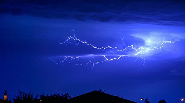 KINA - Jahr mit vielen Blitzeinschlägen