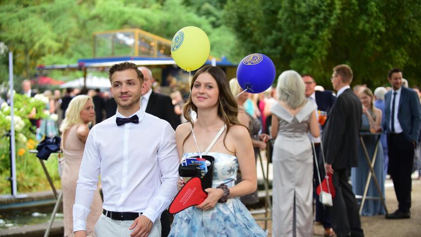 Sommernachtsball im Fürther Stadtpark zog über 7000 Besucher an