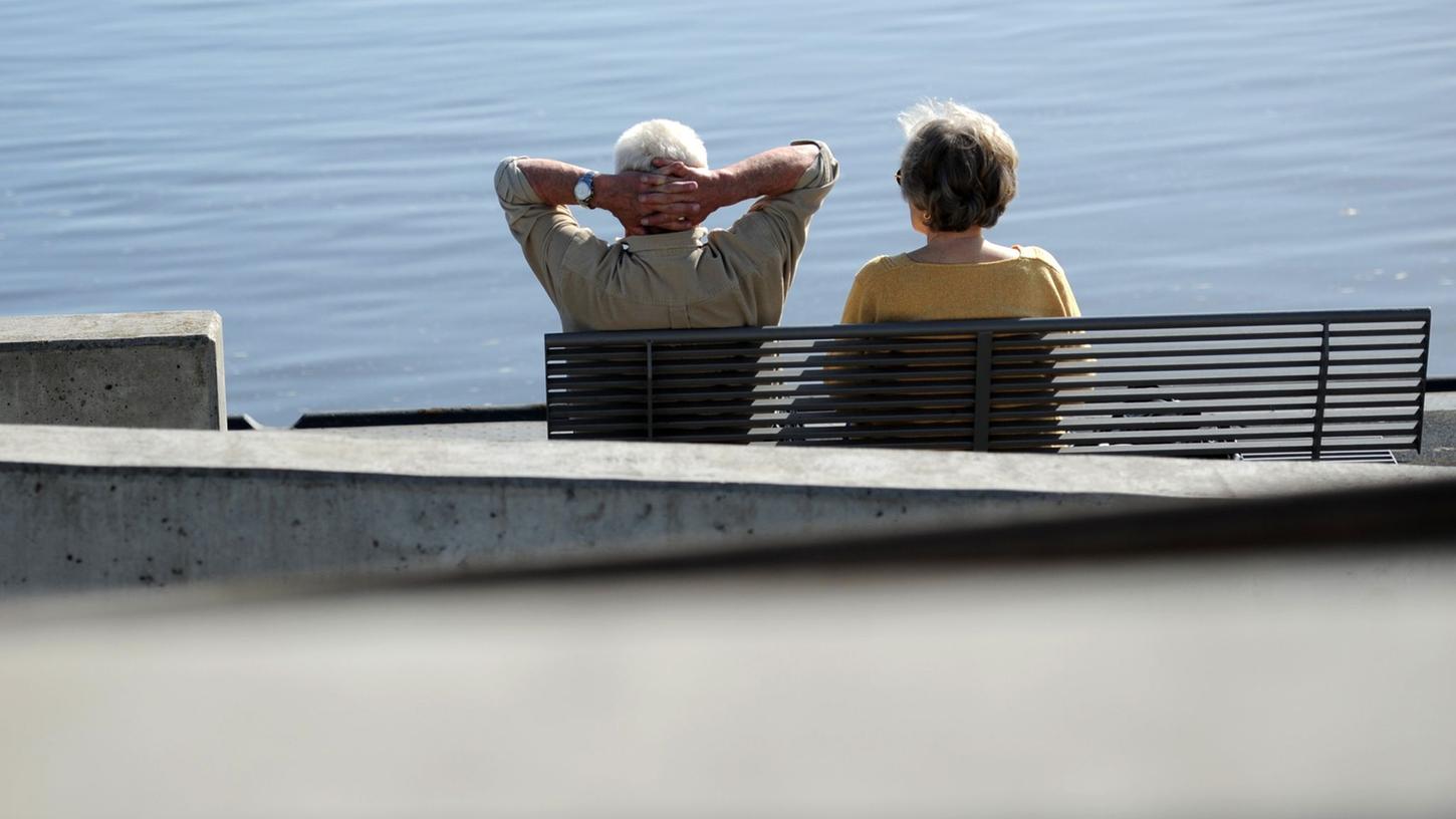 Entspannter Alltag: Viele Beschäftigte haben Möglichkeiten, vorzeitig in den Ruhestand zu gehen. Entspannter Alltag: Viele Beschäftigte haben Möglichkeiten, vorzeitig in den Ruhestand zu gehen.