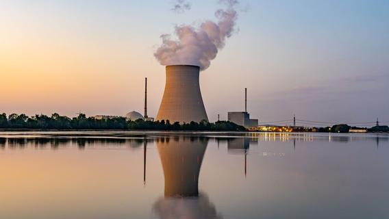 Atomkraftwerke sollen Engpass beim Gas auffangen: Ist das in Bayern so einfach möglich?