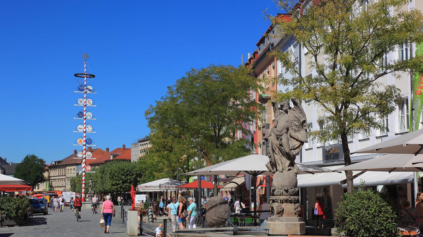 Typischerweise gibt es in Bayreuth zwei verkaufsoffene Sonntage pro Jahr (Symbolbild). Typischerweise gibt es in Bayreuth zwei verkaufsoffene Sonntage pro Jahr (Symbolbild).