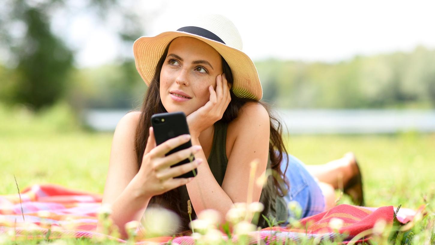 Wer im Freien etwas plant, verlässt sich gern auf seine Wetter-App. Allerdings ist nicht jede Anwendung zuverlässig. Wer im Freien etwas plant, verlässt sich gern auf seine Wetter-App. Allerdings ist nicht jede Anwendung zuverlässig.