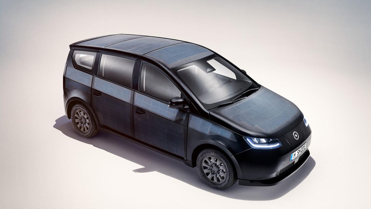 Soll ab Mitte nächsten Jahres produziert werden: Das Elektroauto Sion von Sono Motors, das mit Hilfe von Solarzellen auch eigenen Strom für Extra-Reichweite produzieren kann.