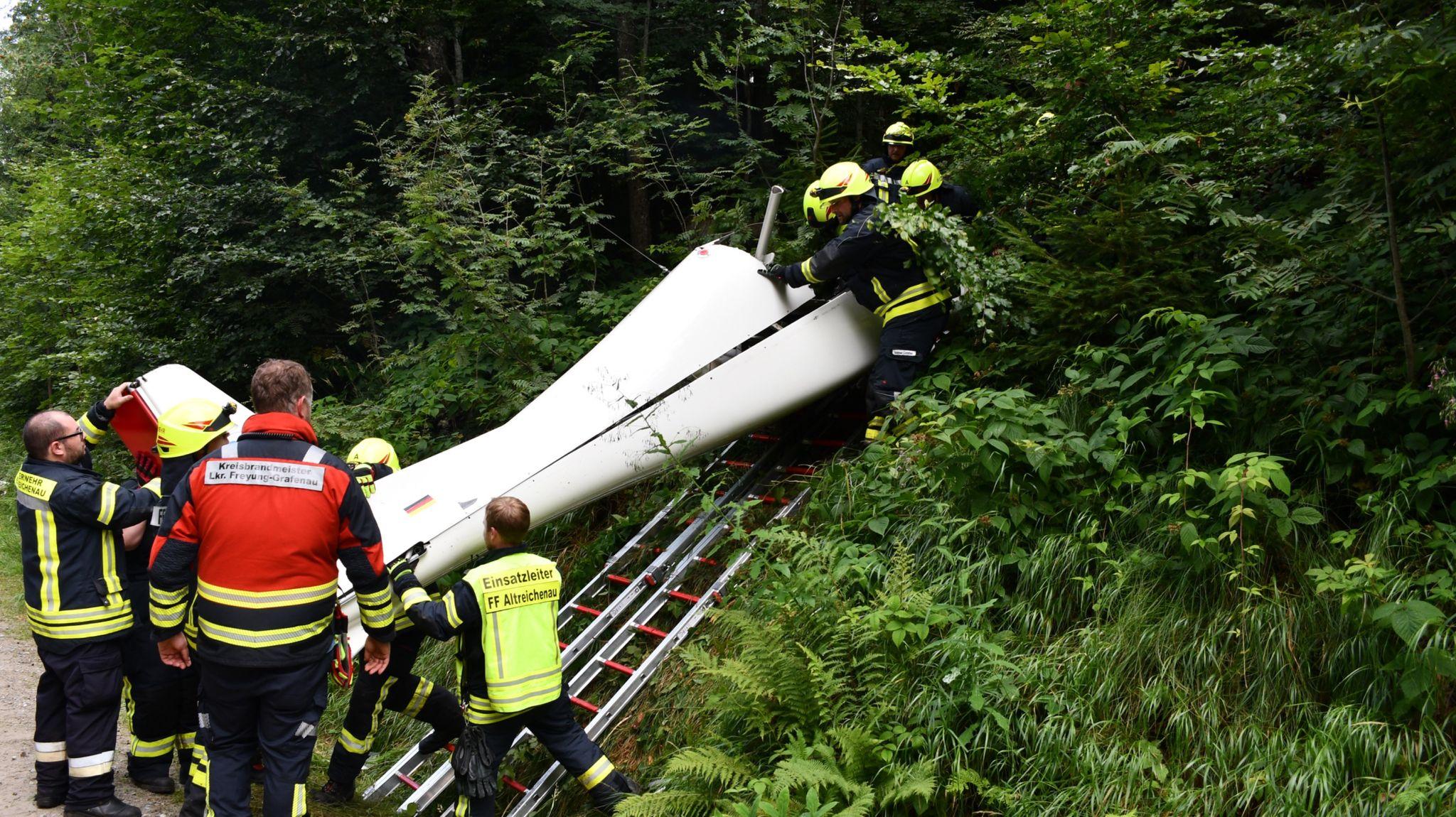 Flugzeugabsturz In Bayern: Zwei Männer Sterben