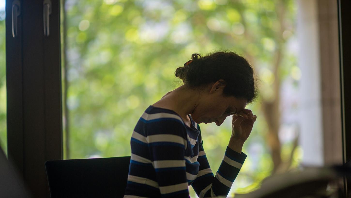 Overthinking im Job: So setzen Sie dem Dauergrübeln ein Ende Overthinking im Job: So setzen Sie dem Dauergrübeln ein Ende