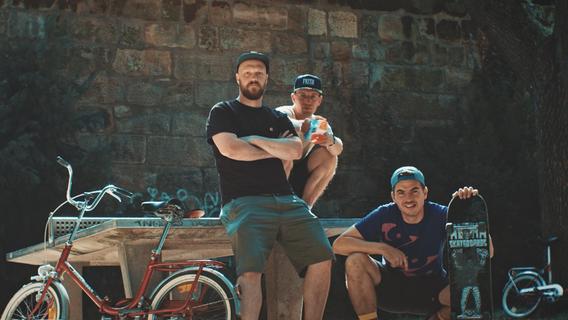 Big, Fresh & Smart: Das neue Album der Nürnberger Rapper klingt wie die Sonne über der Rosenau
