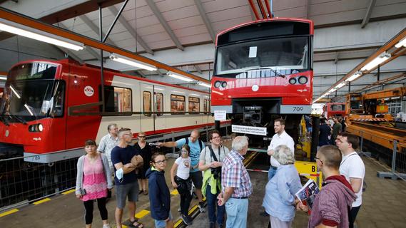 Bilder! 50 Jahre U-Bahn: Seltene Einblicke sorgen für großen Andrang in Nürnberg