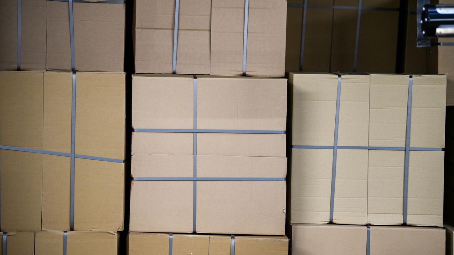 Wegen Fehlern von Post- und Paketdienstleistern sind in diesem Jahr bislang bei der Bundesnetzagentur mehr Beschwerden eingegangen als zuletzt. Wegen Fehlern von Post- und Paketdienstleistern sind in diesem Jahr bislang bei der Bundesnetzagentur mehr Beschwerden eingegangen als zuletzt.