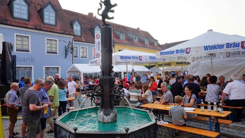 Nach zweijä¤hriger Pause steigt am kommenden Wochenende in Velburg das Bürgerfest.