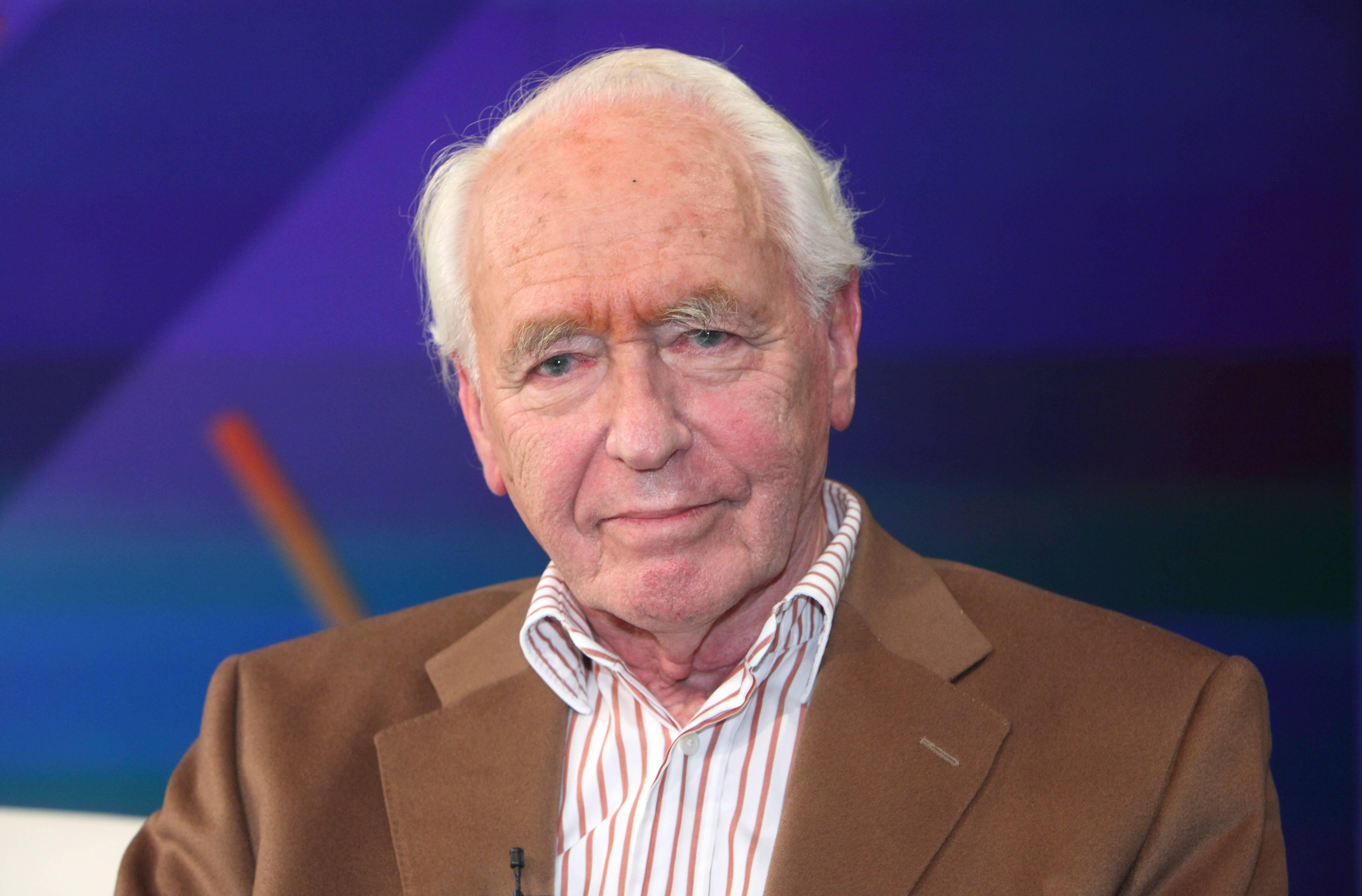 Sprachlehrer-Schneider-ber-Gendern-Wichtigtuerei-von-Leuten-die-von-Sprache-keine-Ahnung-haben-