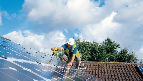 Rot-Schwarz macht's möglich:  Solaranlagen auf jedes Neumarkter Dach