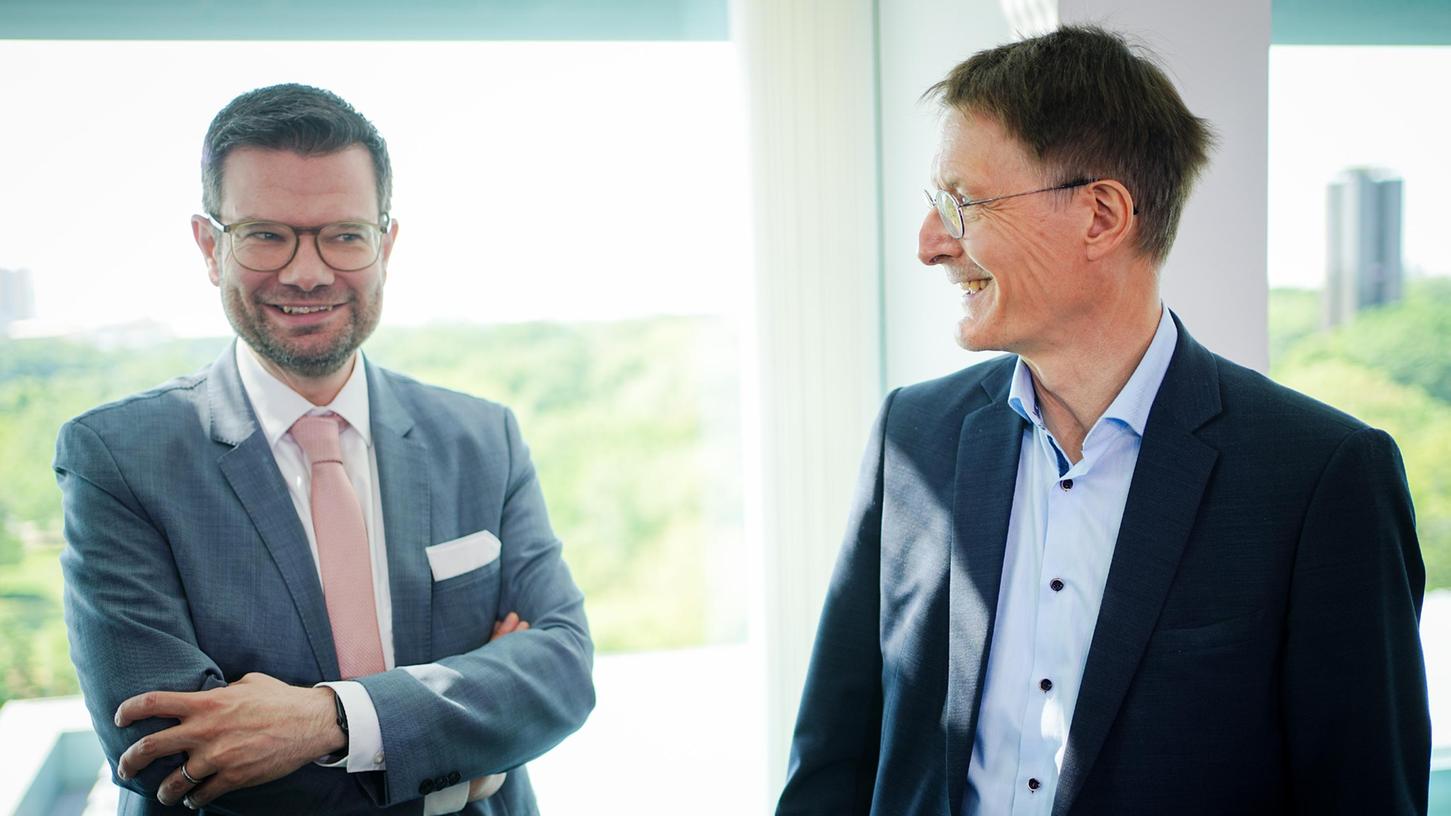 Das neue Infektionsschutzgesetz soll ab dem 1. Oktober gelten.
Das neue Infektionsschutzgesetz soll ab dem 1. Oktober gelten.