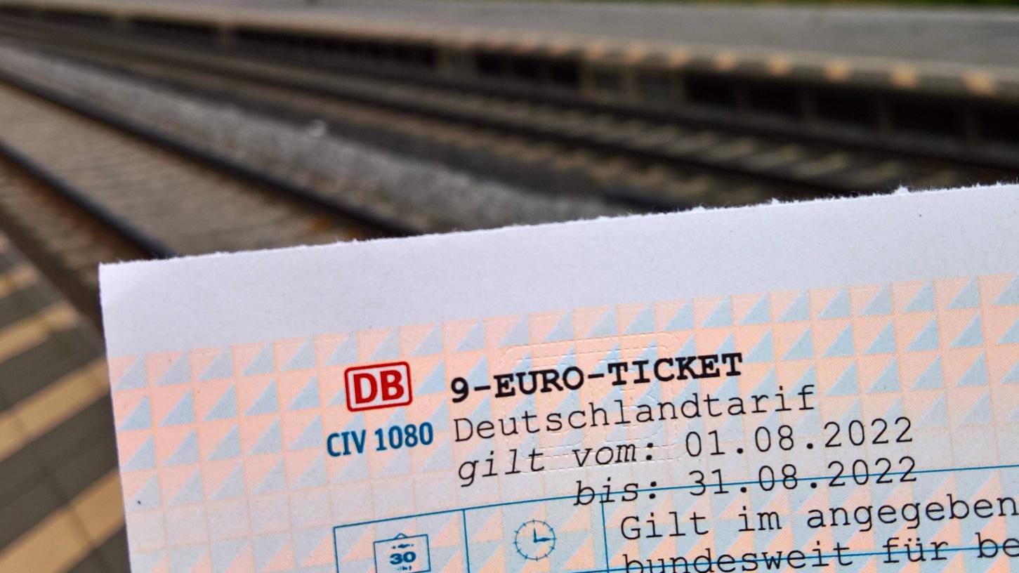 Das Neun-Euro-Ticket ist in Deutschland nur für den Nahverkehr gültig.