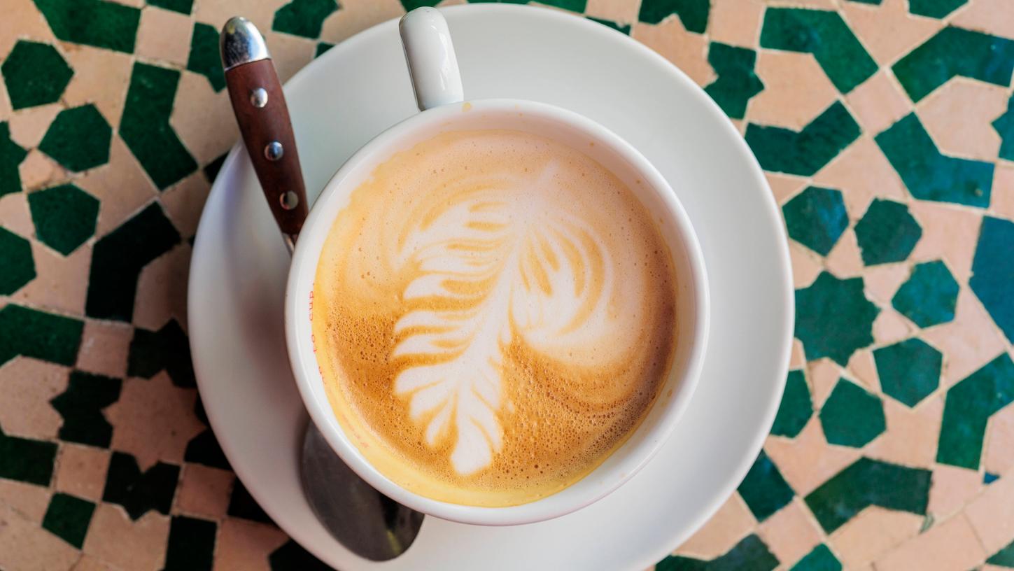In einer neuen schwedischen Studie haben Forscherinnen und Forscher herausgefunden, wie sich Kaffee auf verschiedene gesundheitliche Aspekte auswirken kann. (Symbolbild)