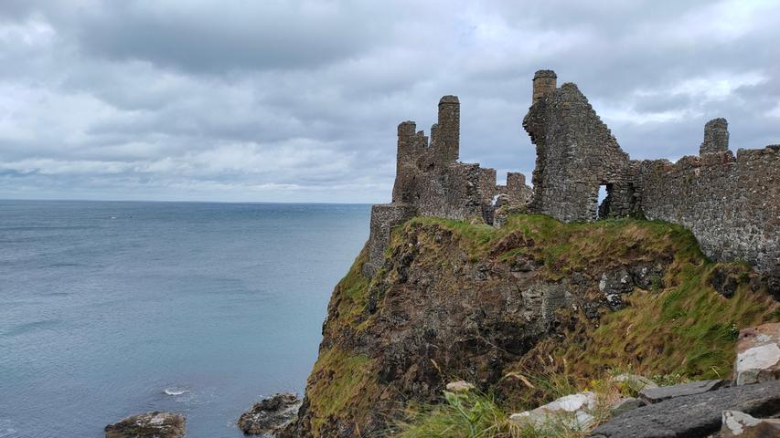 Schwer romantisch: die alte Burgruine des Dunluce Castle, die man besichtigen kann.