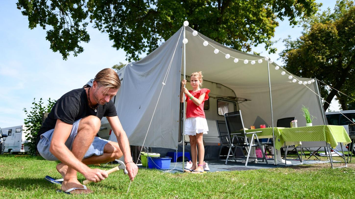 Wer nachhaltig verreisen möchte, ist auf dem Campingplatz ganz richtig. Urlauber können hier ihre Bleibe sogar danach auswählen, wie umweltfreundlich der Platz ist. Wer nachhaltig verreisen möchte, ist auf dem Campingplatz ganz richtig. Urlauber können hier ihre Bleibe sogar danach auswählen, wie umweltfreundlich der Platz ist.