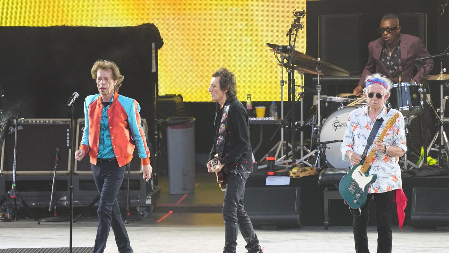 Die Rocker von den Rolling Stones haben Berlin eingeheizt.
