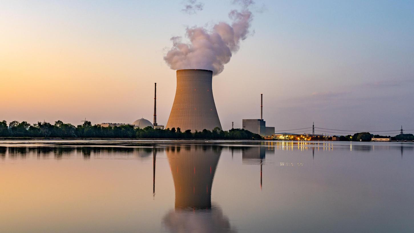 Das Gutachten über das Akw Isar 2 wird heftig kritisiert. "Ich denke nicht, dass das den Namen Gutachten tragen darf", sagt ein Atomexperte.
Das Gutachten über das Akw Isar 2 wird heftig kritisiert. "Ich denke nicht, dass das den Namen Gutachten tragen darf", sagt ein Atomexperte.