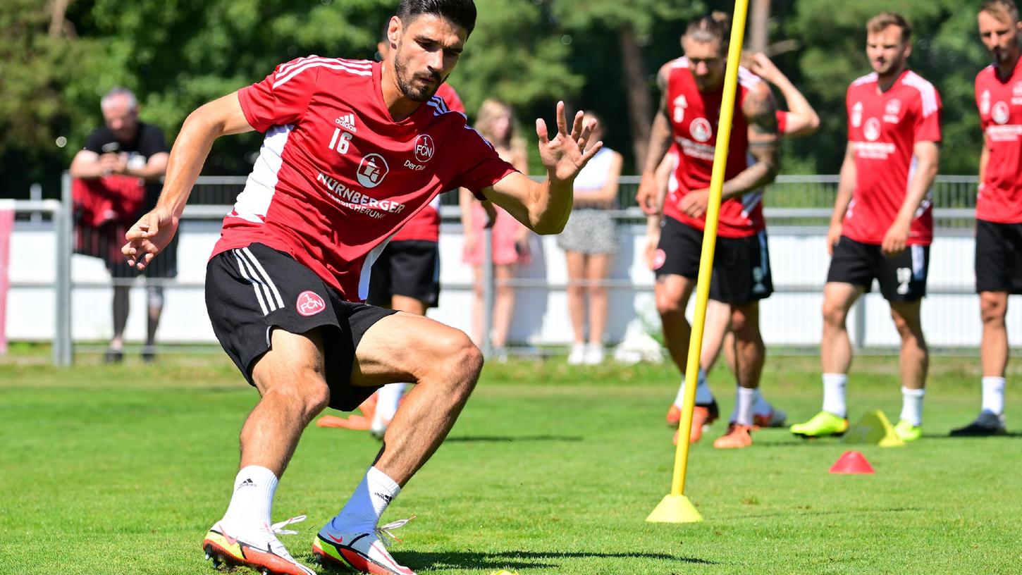 Steht dem Club vorerst nicht zur Verfügung: Christopher Schindler. Steht dem Club vorerst nicht zur Verfügung: Christopher Schindler.