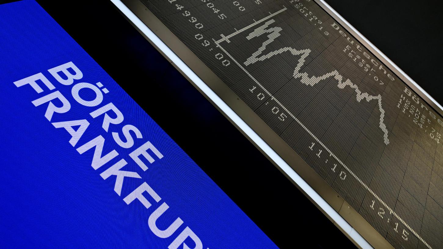 Manche Unternehmen machen im Zuge des Krieges in der Ukraine viel Geld - der Bund erwägt, in diesem Umfeld eine Sondersteuer einzuführen.
Manche Unternehmen machen im Zuge des Krieges in der Ukraine viel Geld - der Bund erwägt, in diesem Umfeld eine Sondersteuer einzuführen.