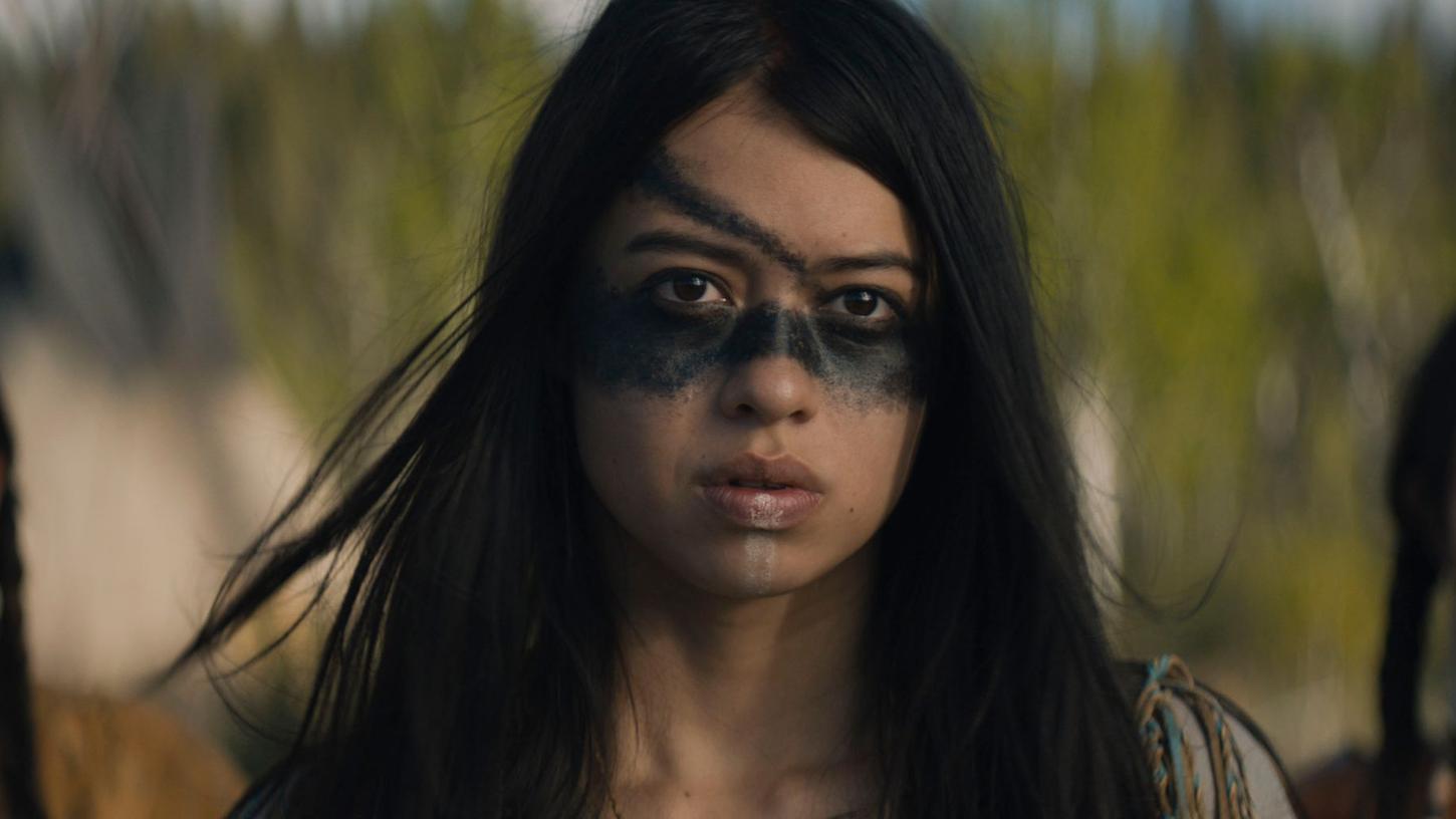 Amber Midthunder als Komantschen-Kriegerin Naru in eine Szene aus "Prey". Der Thriller ist bei Disney+ zu streamen. Amber Midthunder als Komantschen-Kriegerin Naru in eine Szene aus "Prey". Der Thriller ist bei Disney+ zu streamen.