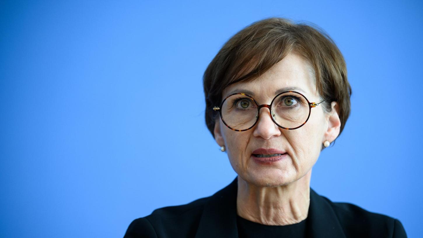 Bettina Stark-Watzinger (FDP), Bundesministerin für Bildung und Forschung, hat sich in Greifswald angekündigt. Bettina Stark-Watzinger (FDP), Bundesministerin für Bildung und Forschung, hat sich in Greifswald angekündigt.