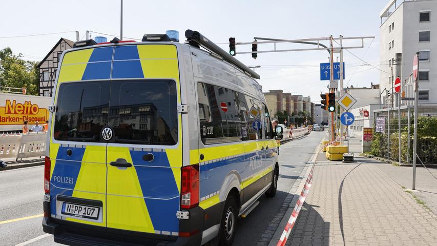 Schwerer Unfall: Radfahrerin in Nürnberg von Lkw erfasst - Frau stirbt