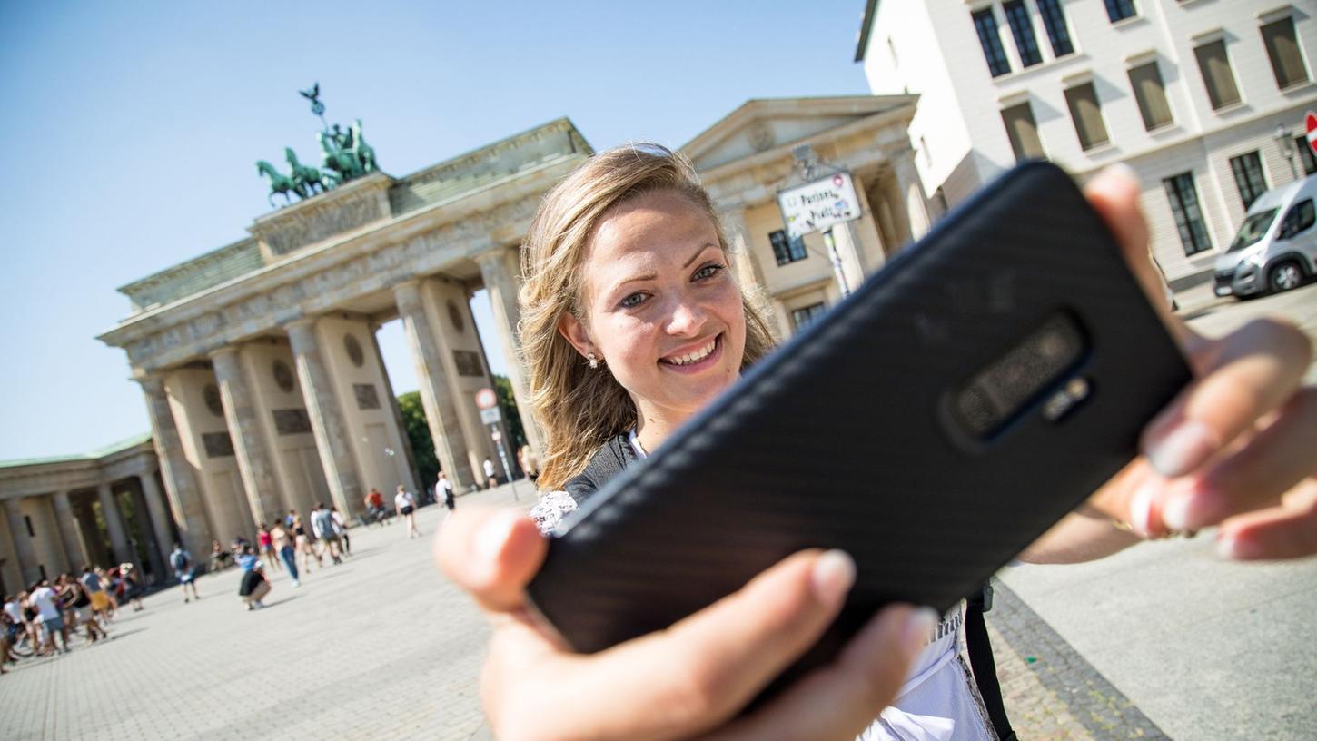 Zum Urlaub gehören Schnappschüsse für die meisten dazu. Darf man eigentlich jedes Gebäude einfach so fotografieren? Zum Urlaub gehören Schnappschüsse für die meisten dazu. Darf man eigentlich jedes Gebäude einfach so fotografieren?