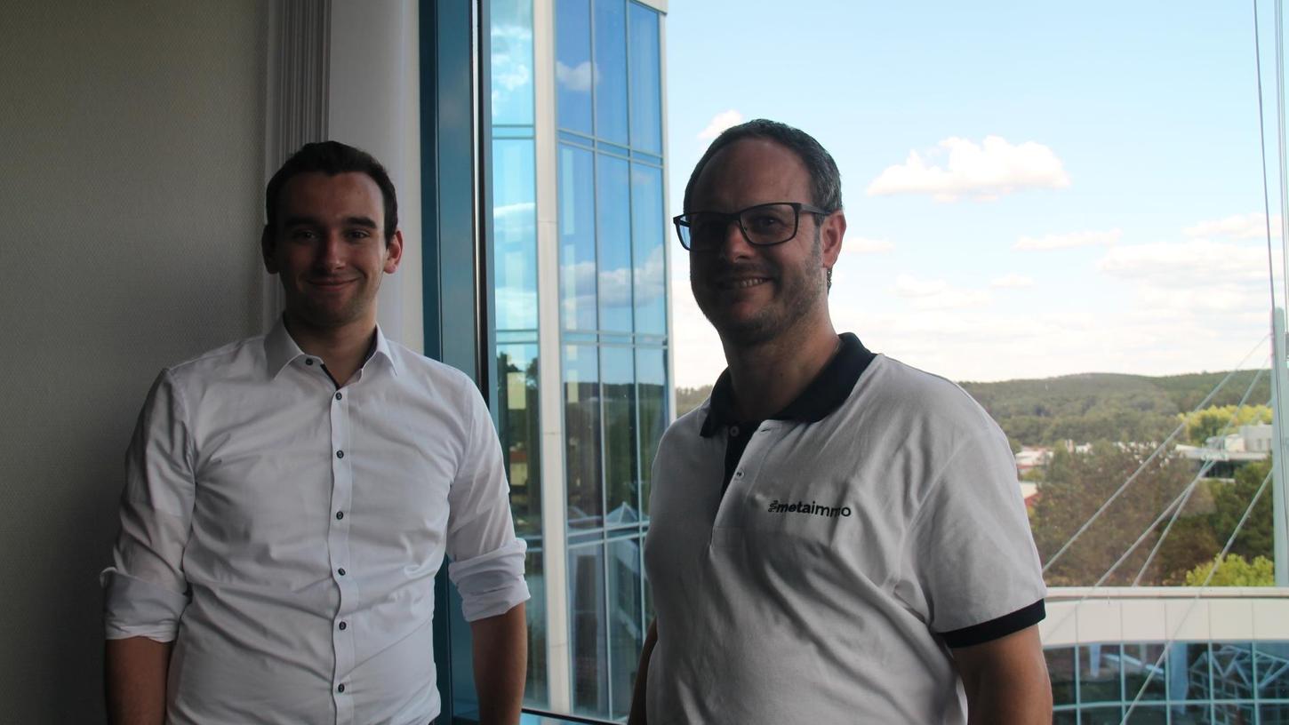 Lukas Himsel (links) und Manuel Mühlbauer haben Metaimmo kürzlich gegründet. Im Mai gewannen sie einen Preis der TH Nürnberg für den besten Businessplan.
 
