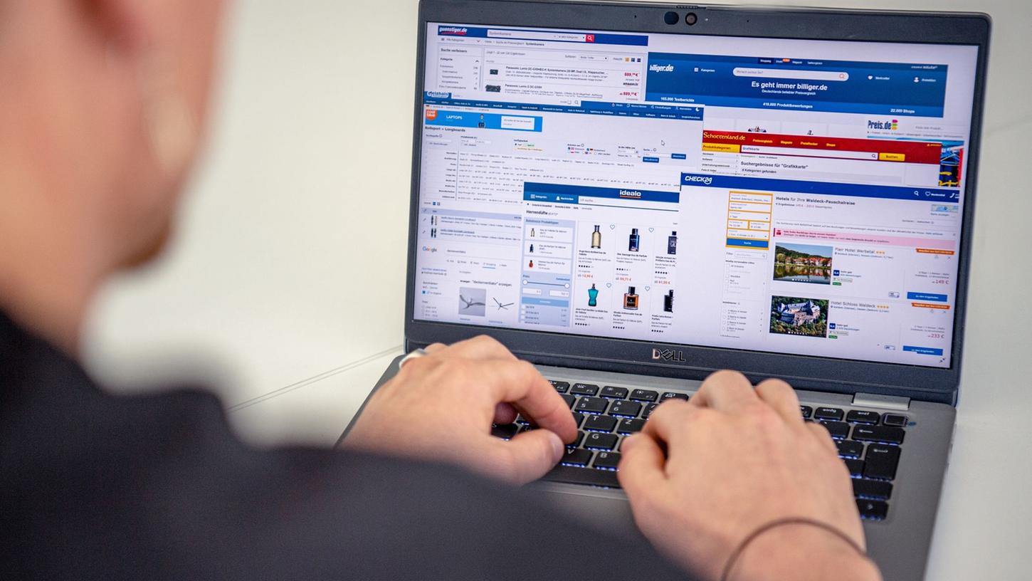 Tipp, Tipp, Schnäppchen! Wer den günstigsten Preis beim Onlineshopping sucht, findet bei diversen Preissuchmaschinen Hilfe.
Tipp, Tipp, Schnäppchen! Wer den günstigsten Preis beim Onlineshopping sucht, findet bei diversen Preissuchmaschinen Hilfe.