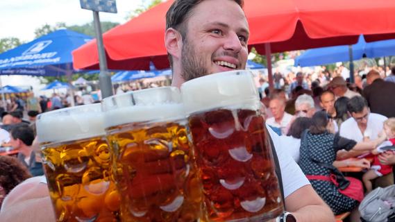Unschlagbar günstig: Das ist der Bierpreis beim Neumarkter Juravolksfest