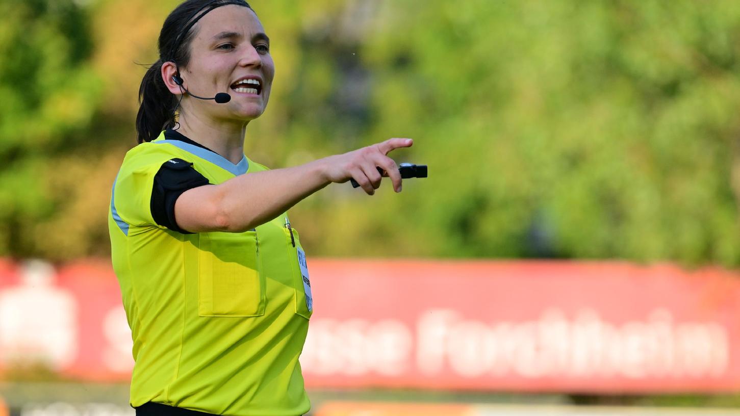 Ließ viel laufen: Angelika Söder vertrat beim Forchheimer Derby eine lockere Linie.
Ließ viel laufen: Angelika Söder vertrat beim Forchheimer Derby eine lockere Linie.