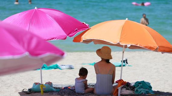 Preisfallen und Extrakosten: Wo Abzocke im Urlaub droht - und wie Sie sich schützen können