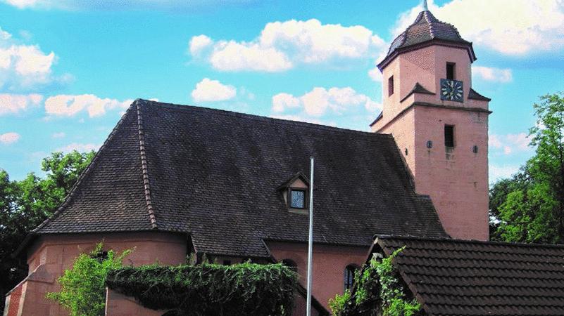 Ursprünglich wurde die Kirche in Altenthann als Nikolauskapelle errichtet. Urkundlich erwähnt wurde sie, als sie ihren heutigen Namen „St. Veit“ erhielt.