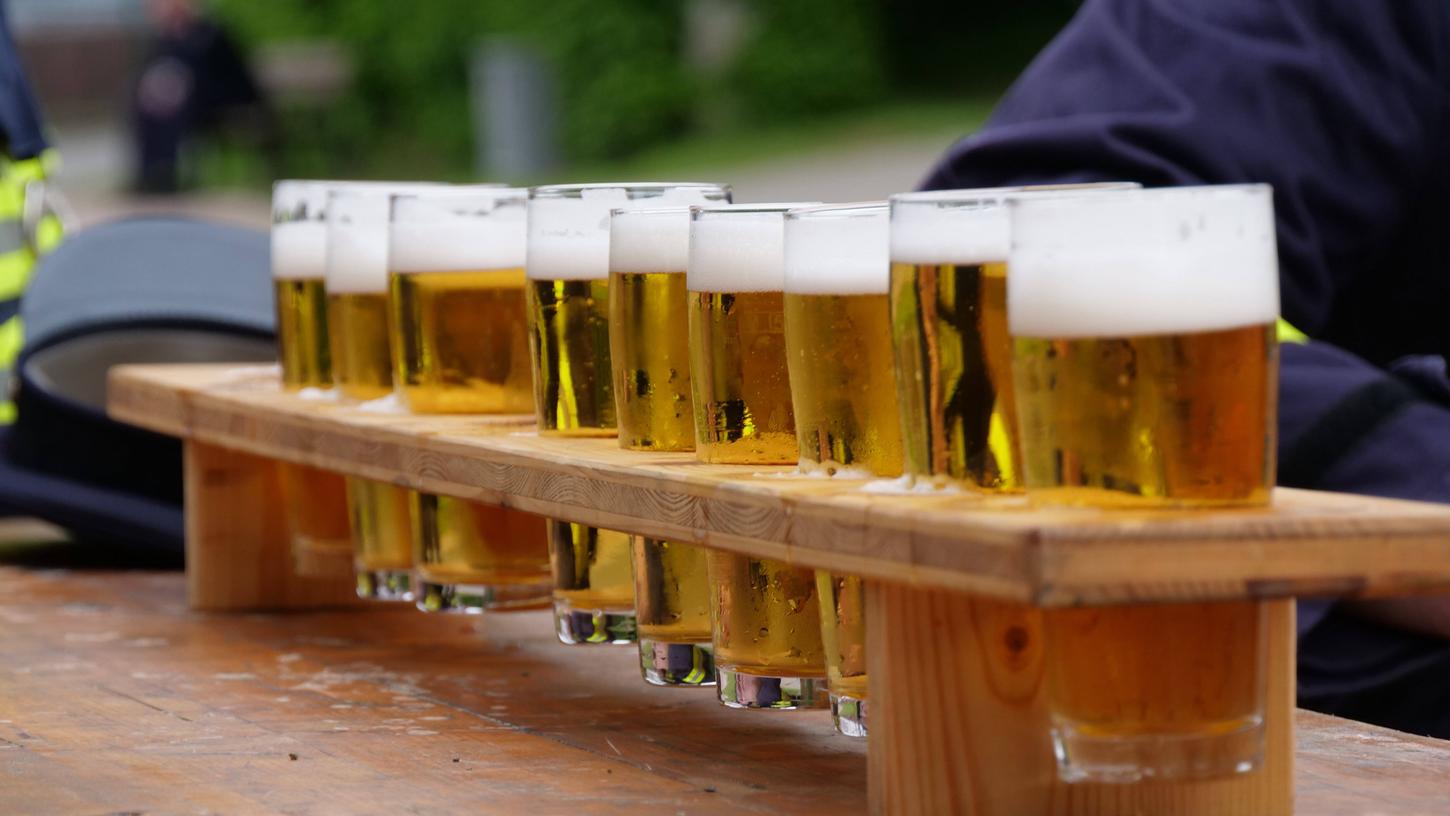 Mit 600 Bier startete eine deutsche Hobby-Fußballmannschaft auf Mallorca in den Tag. (Symbolbild)