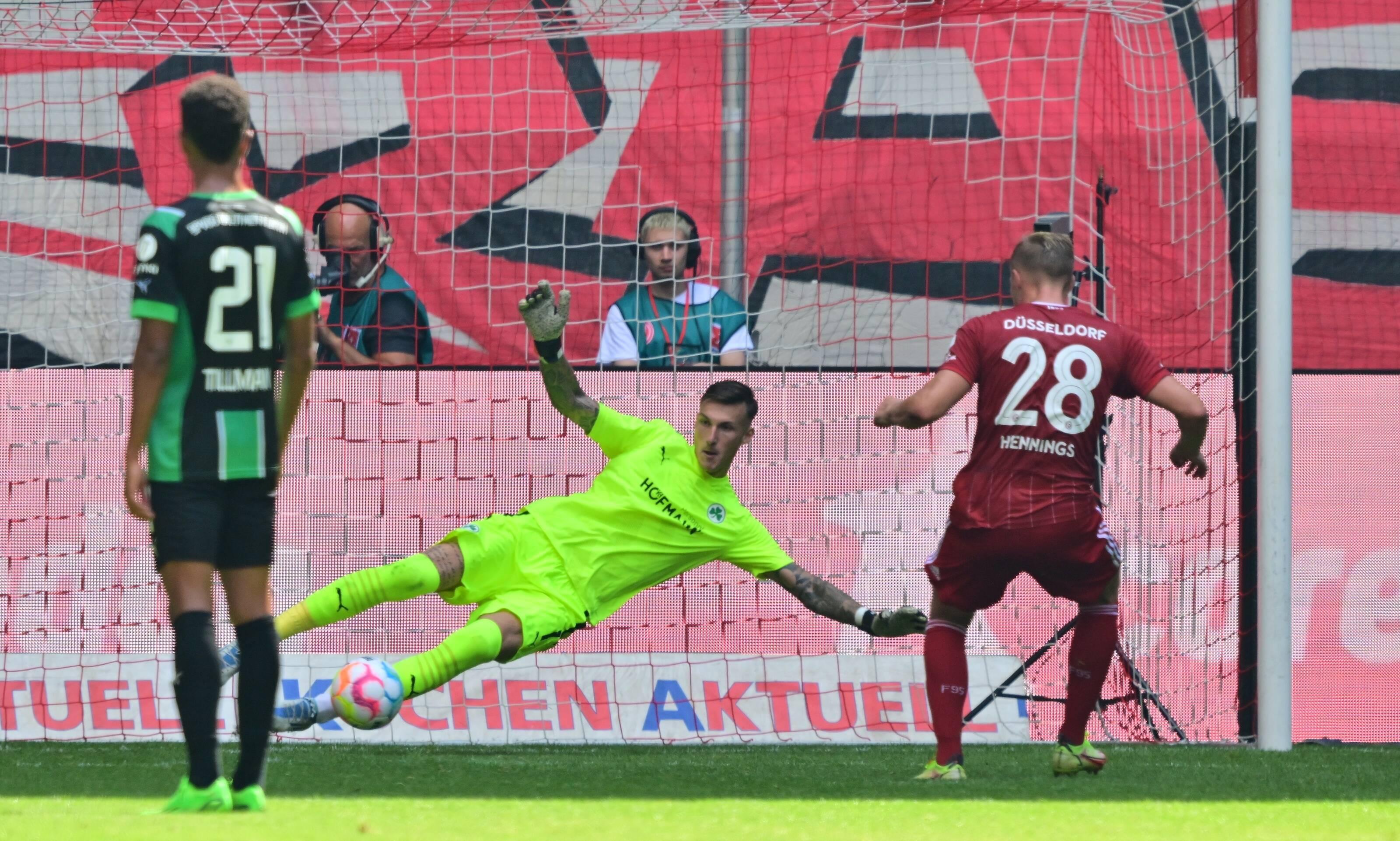 Turbulentes Duell: Kleeblatt Und Fortuna Trennen Sich 2:2