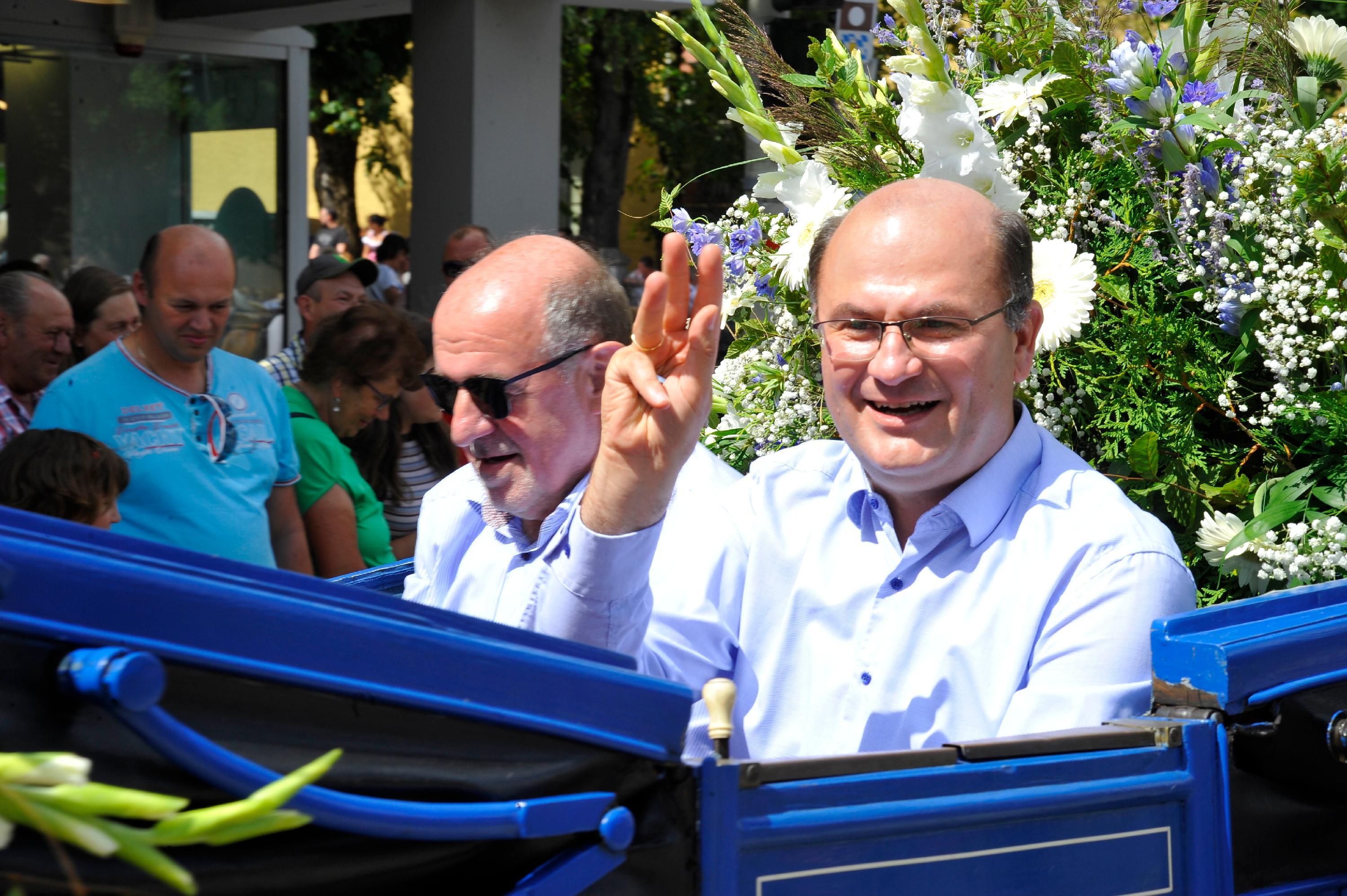 Finanzminister Albert Füracker an der Seite von Landrat Willibald Gailler.